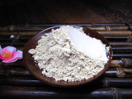 三七粉什么顏色的好？